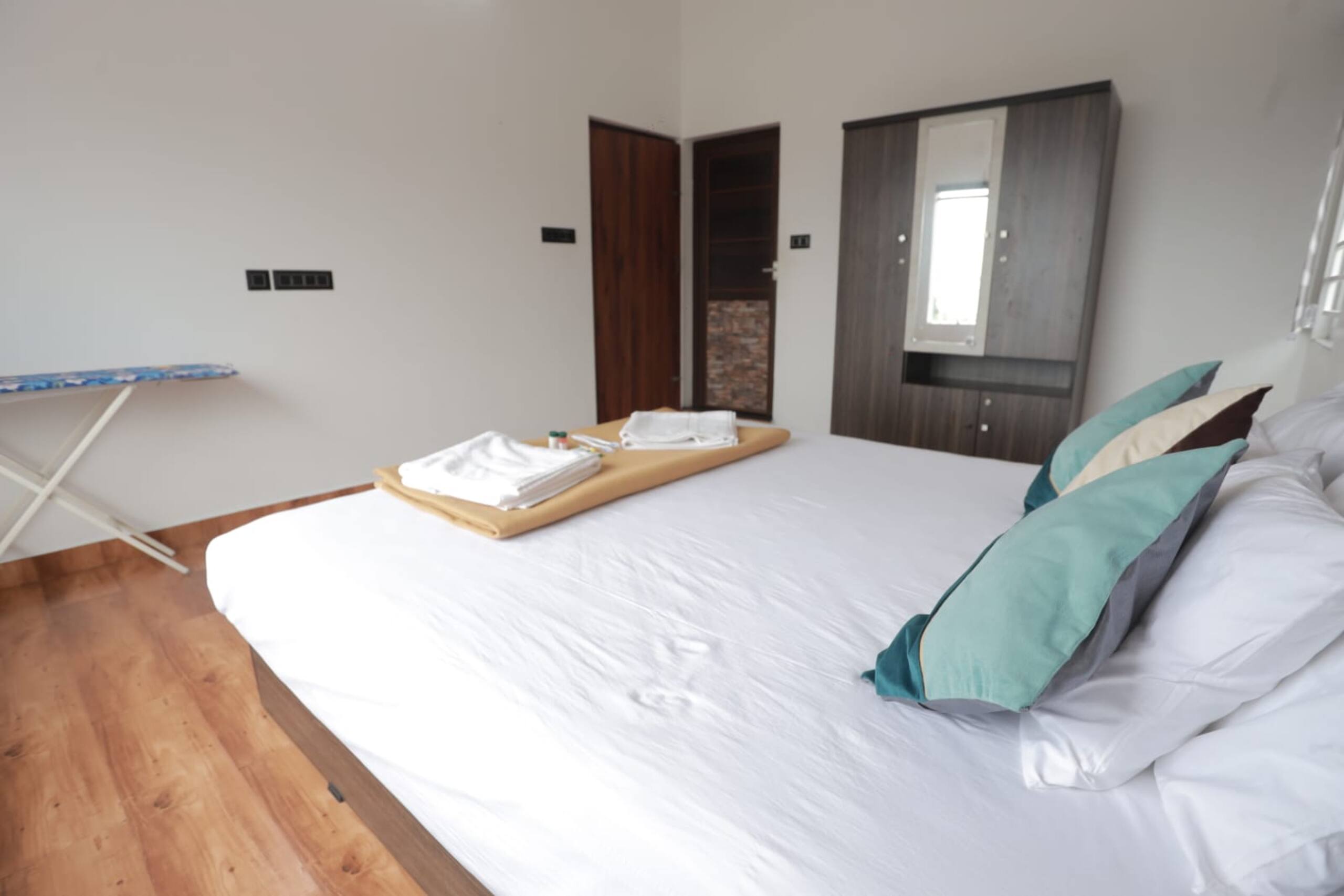 Premium 4BHK+2BR VILLA in vagamon with pool 30