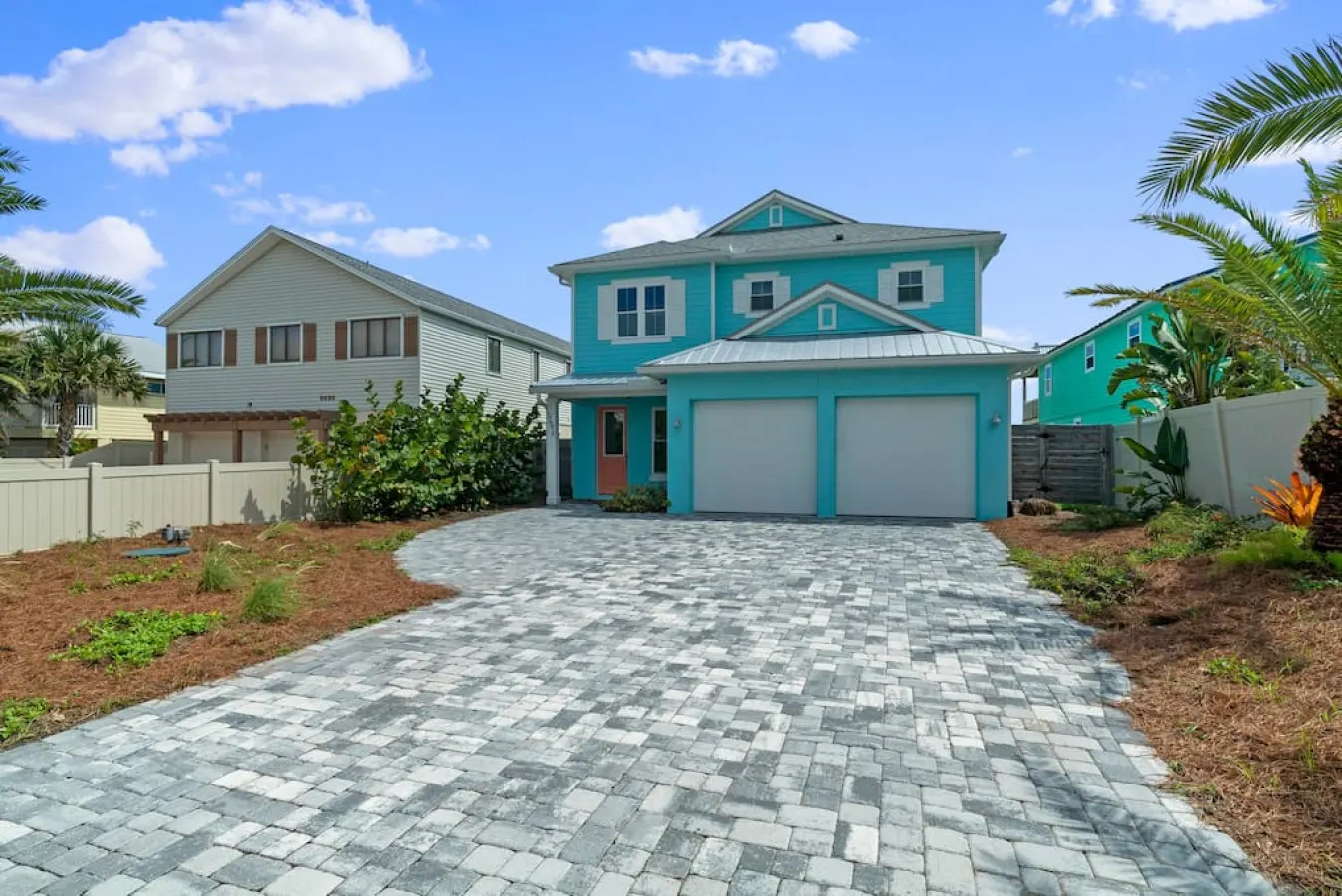 Just Beachy: Stunning 4BR Oceanfront Home + Private Pool — photo 2