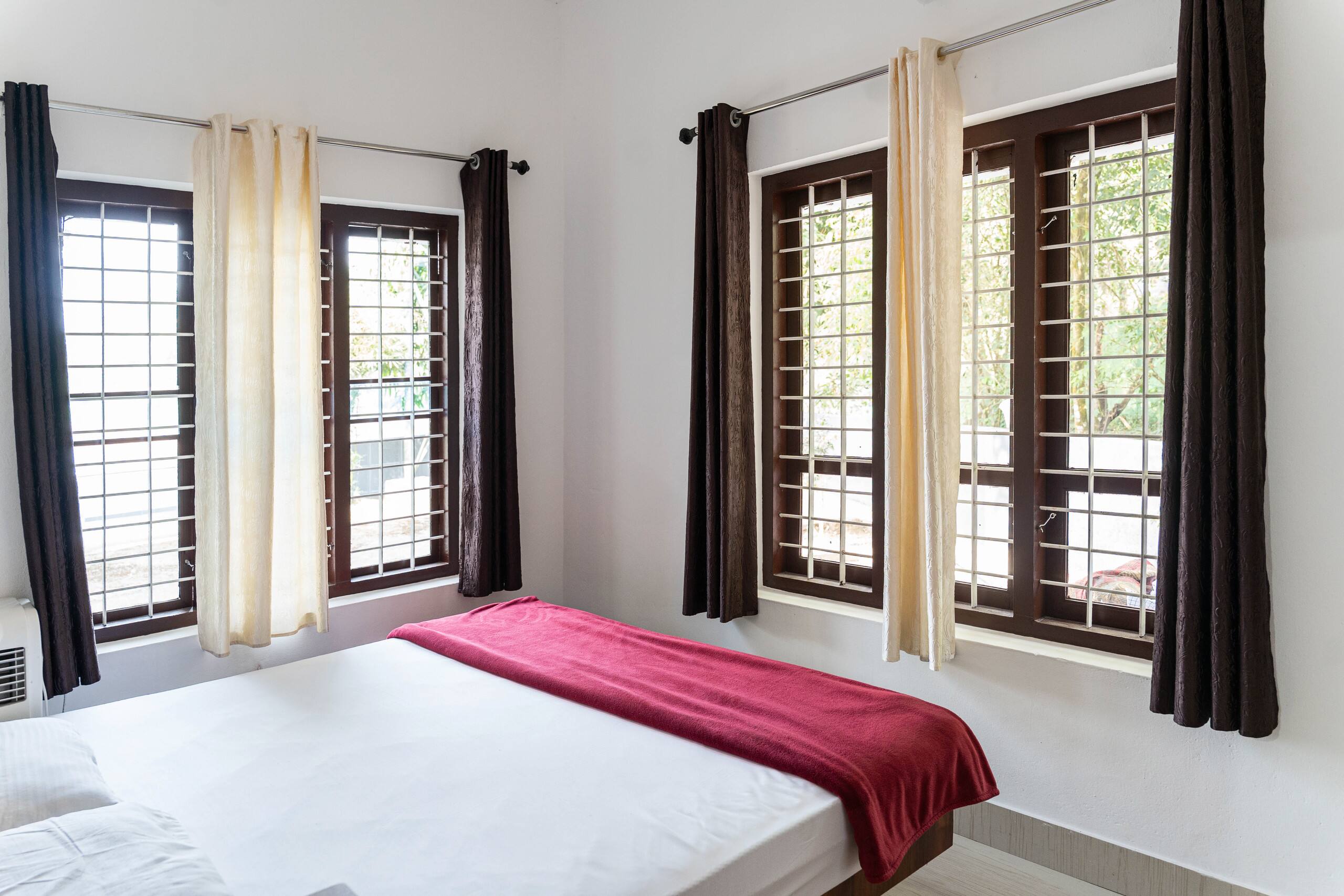 Wake up to the mountain views at Airfresh Villas 25