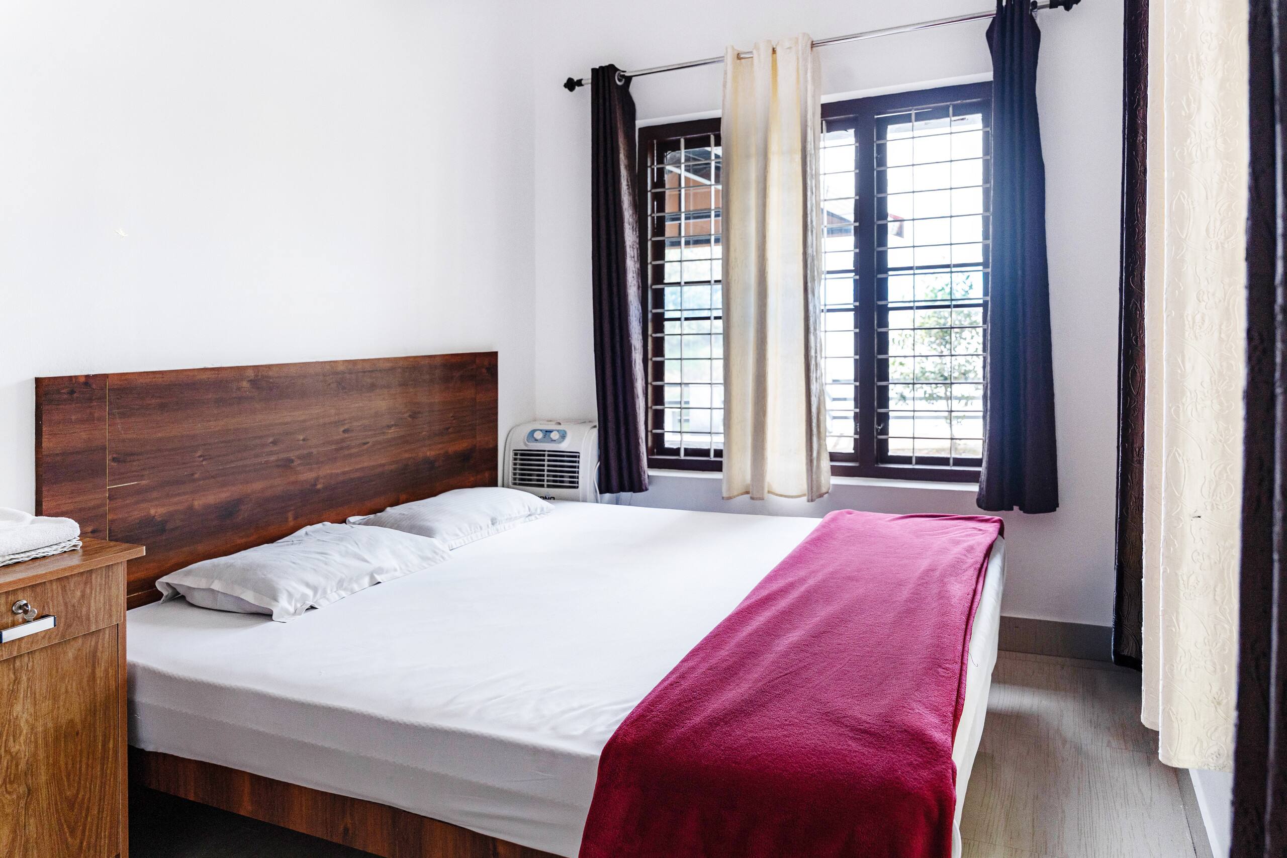 Wake up to the mountain views at Airfresh Villas 26