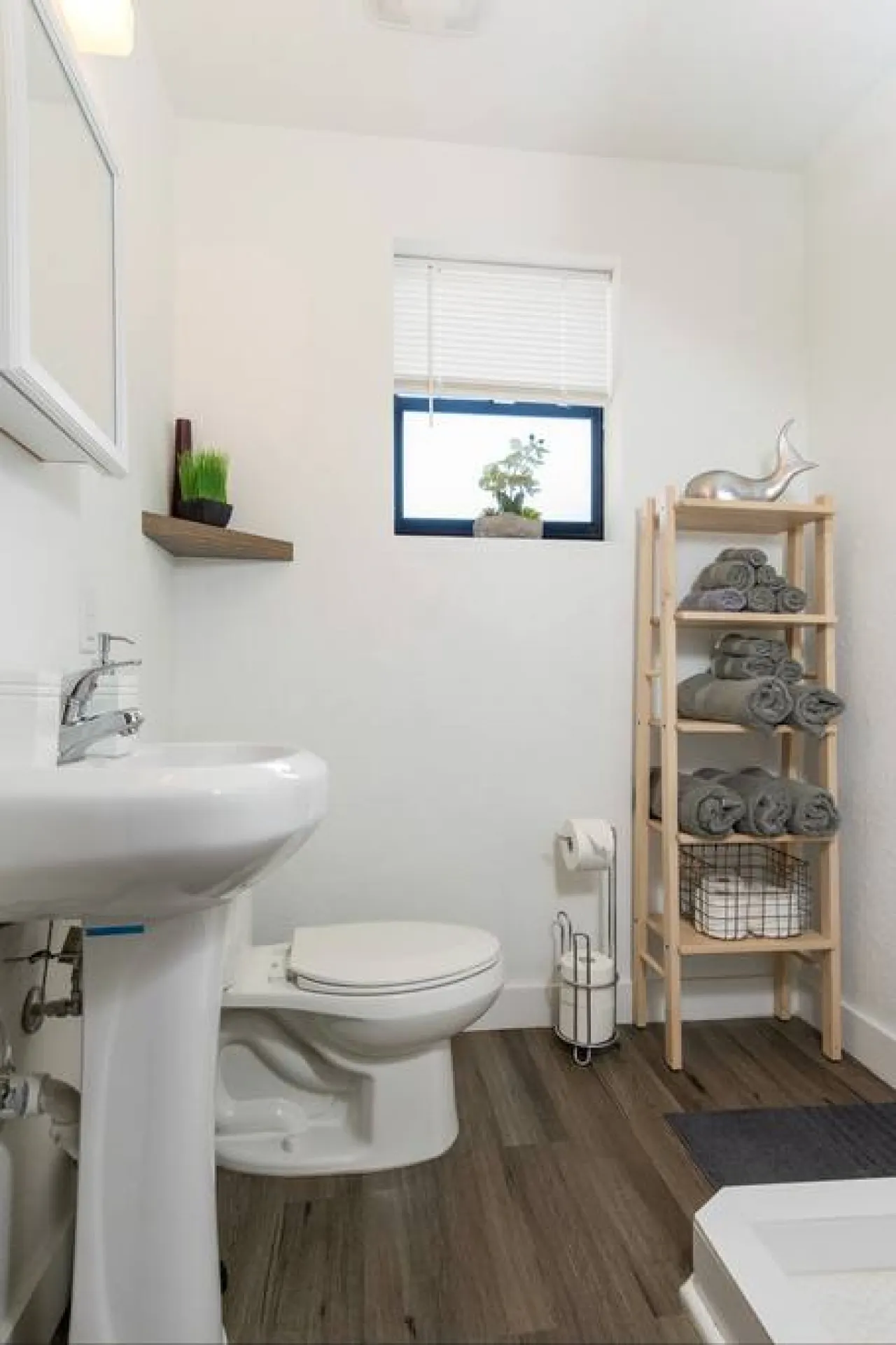 Stylish Miami 2BR - King Bed - Sleeps 4 9