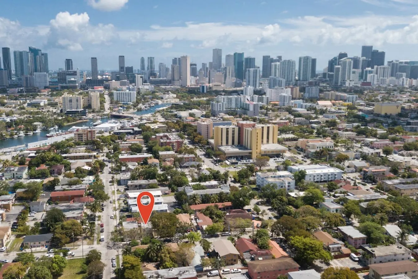 Stylish Miami 2BR - King Bed - Sleeps 4 14