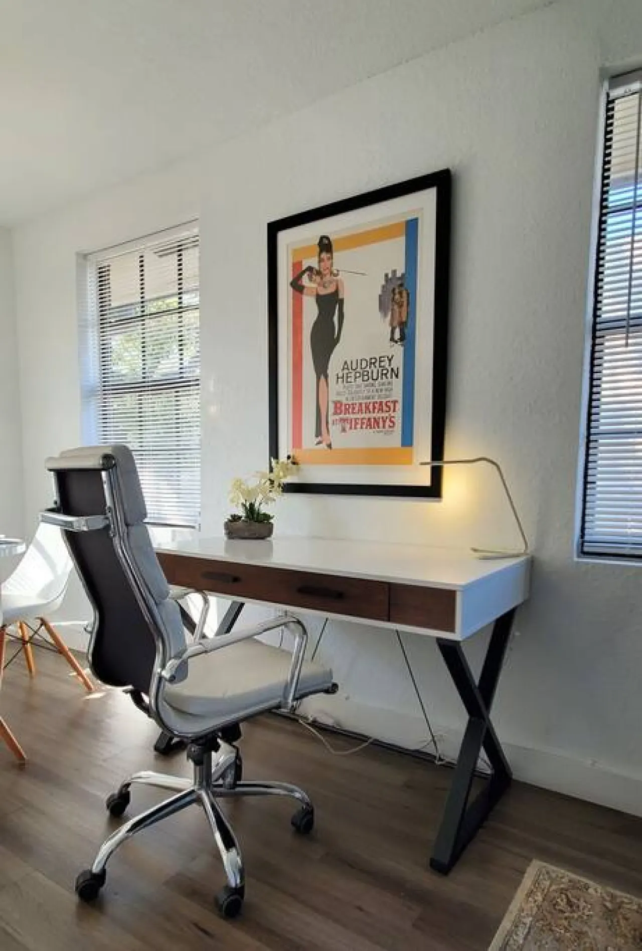 Stylish Miami 2BR - King Bed - Sleeps 4 — photo 3