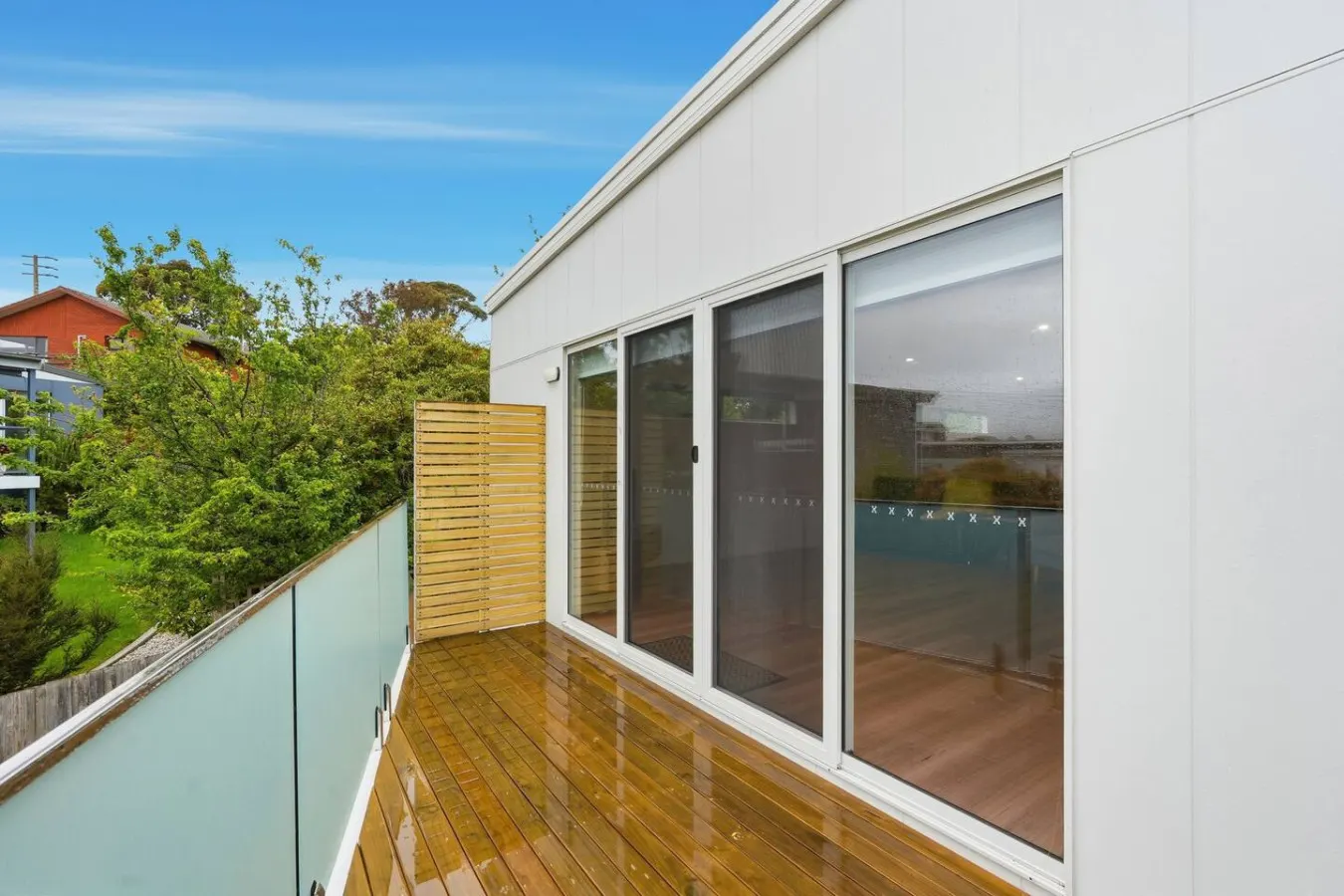 Stylish Rosetta Waterview Stay 10