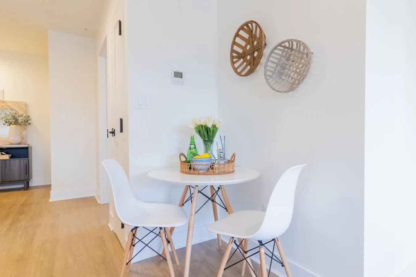 2 bedroom condo- Hot Tub, 1 min to beach - 301 17