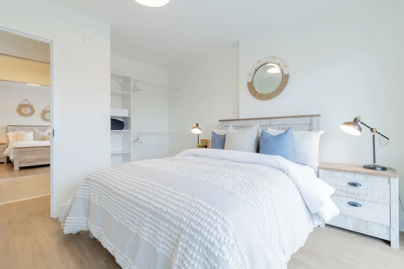 2 bedroom condo- Hot Tub, 1 min to beach - 301 20