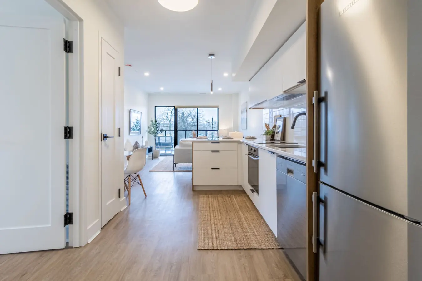 2 bedroom condo- Hot Tub, 1 min to beach - 301 — photo 5