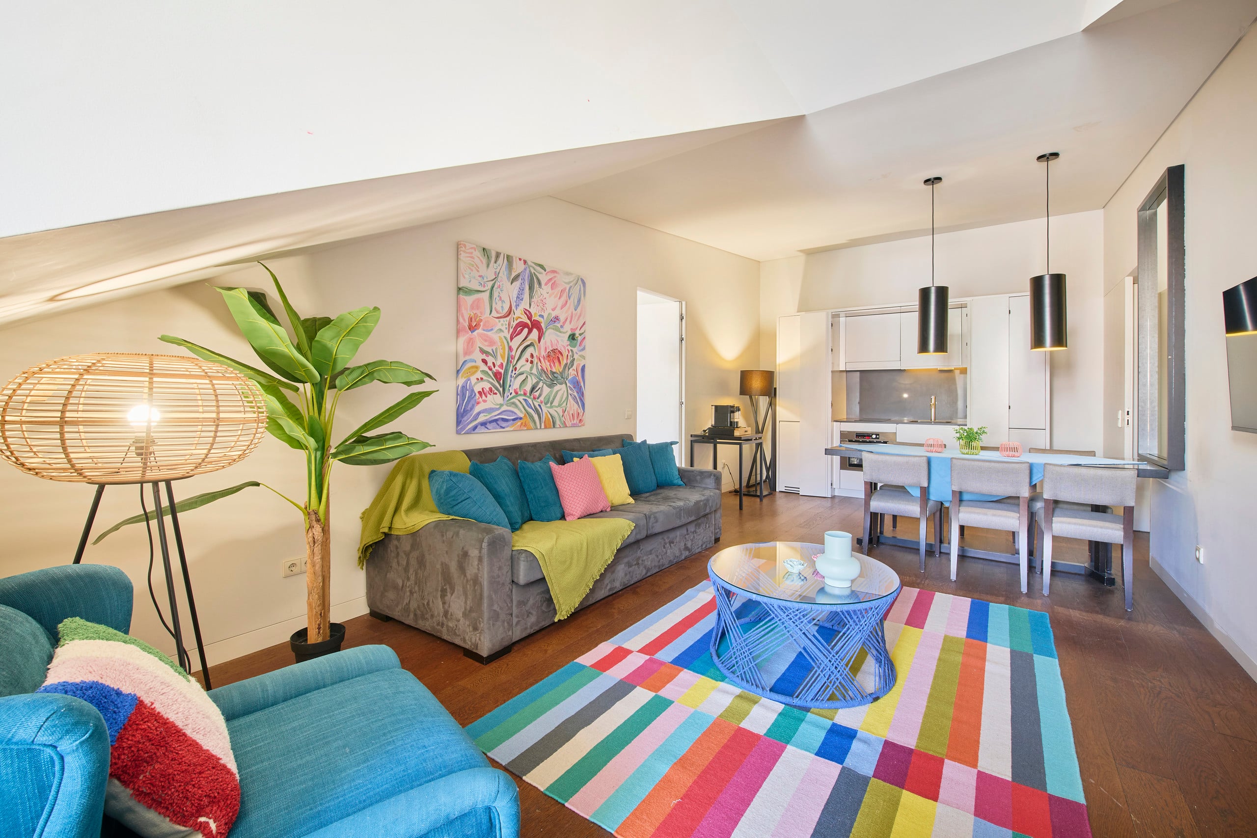 Timeout Market, 3 bedrooms, AC, Elevator 12