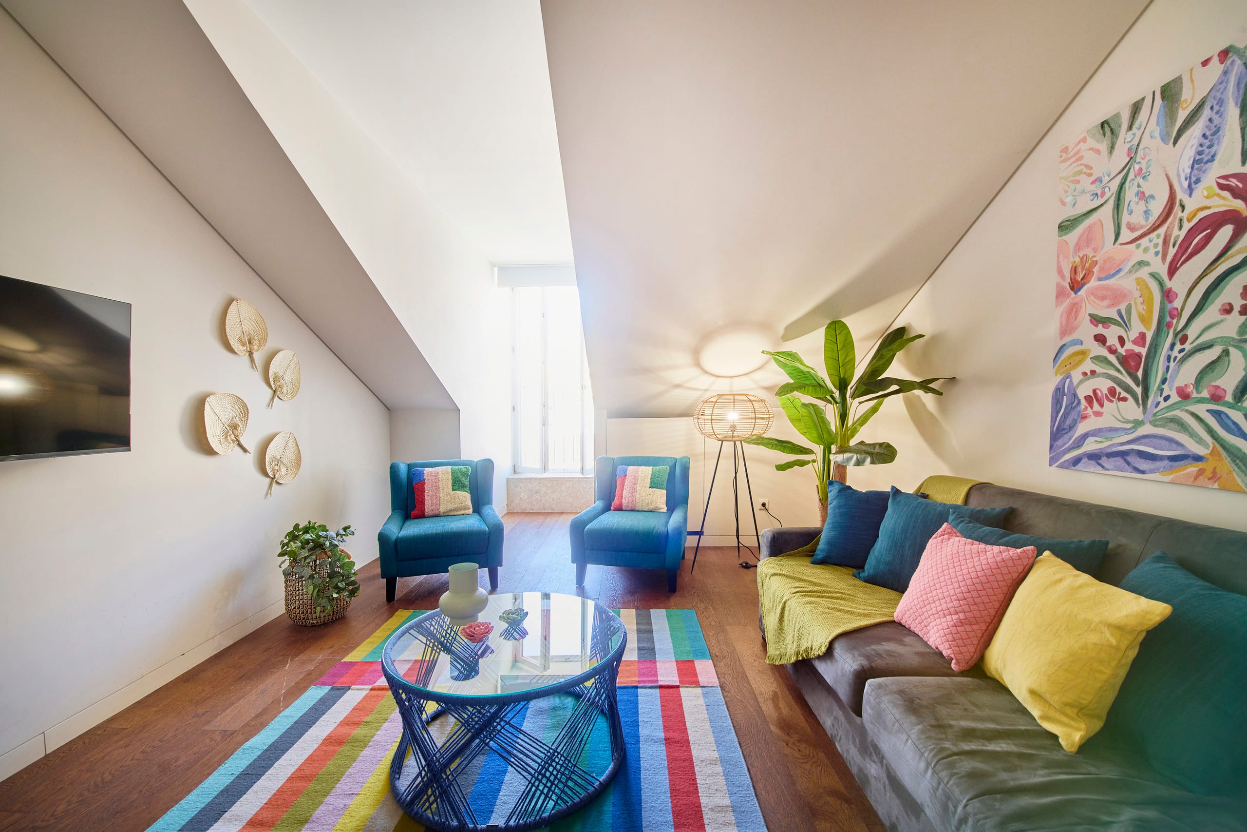 Timeout Market, 3 bedrooms, AC, Elevator 13