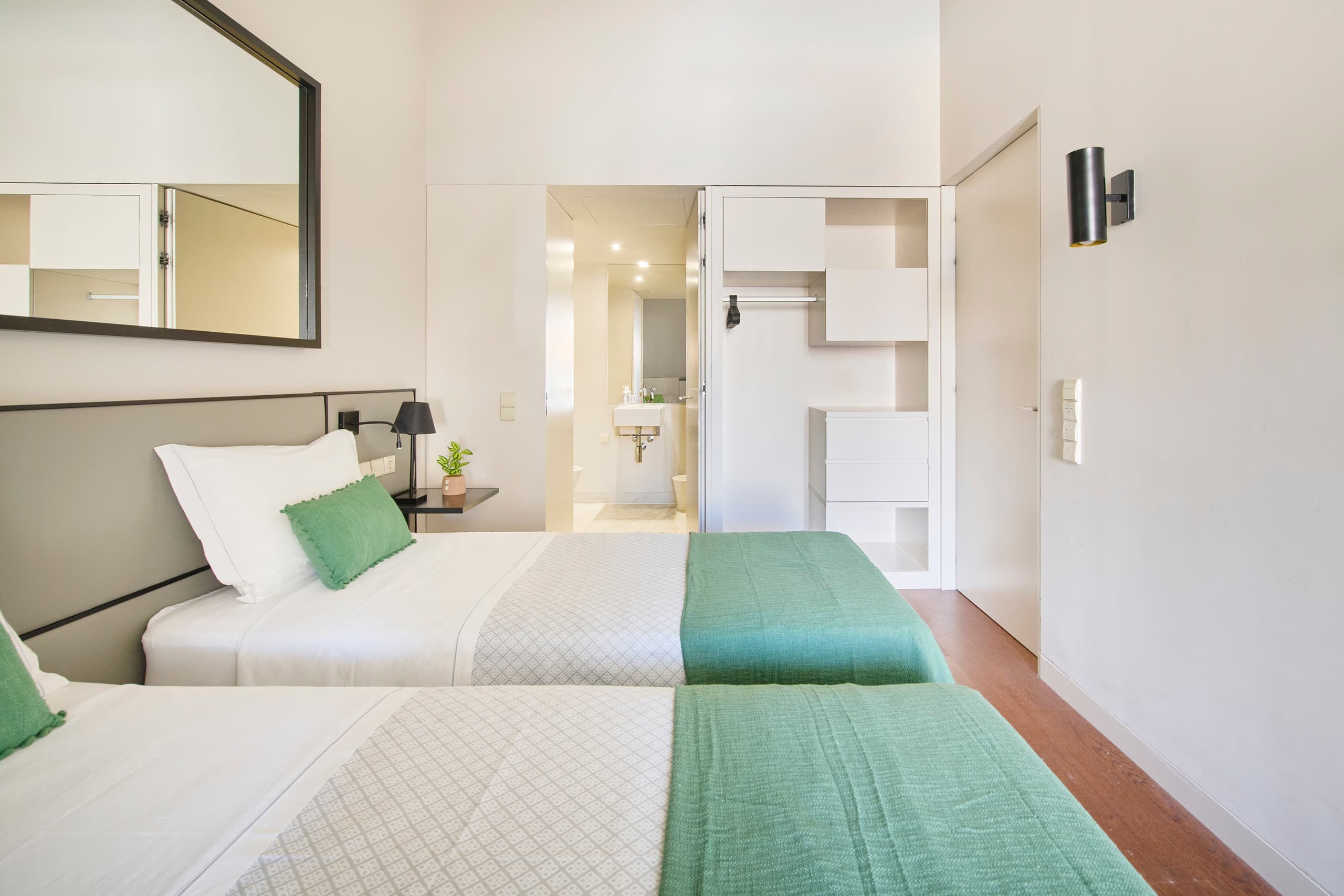 Timeout Market, 3 bedrooms, AC, Elevator 31