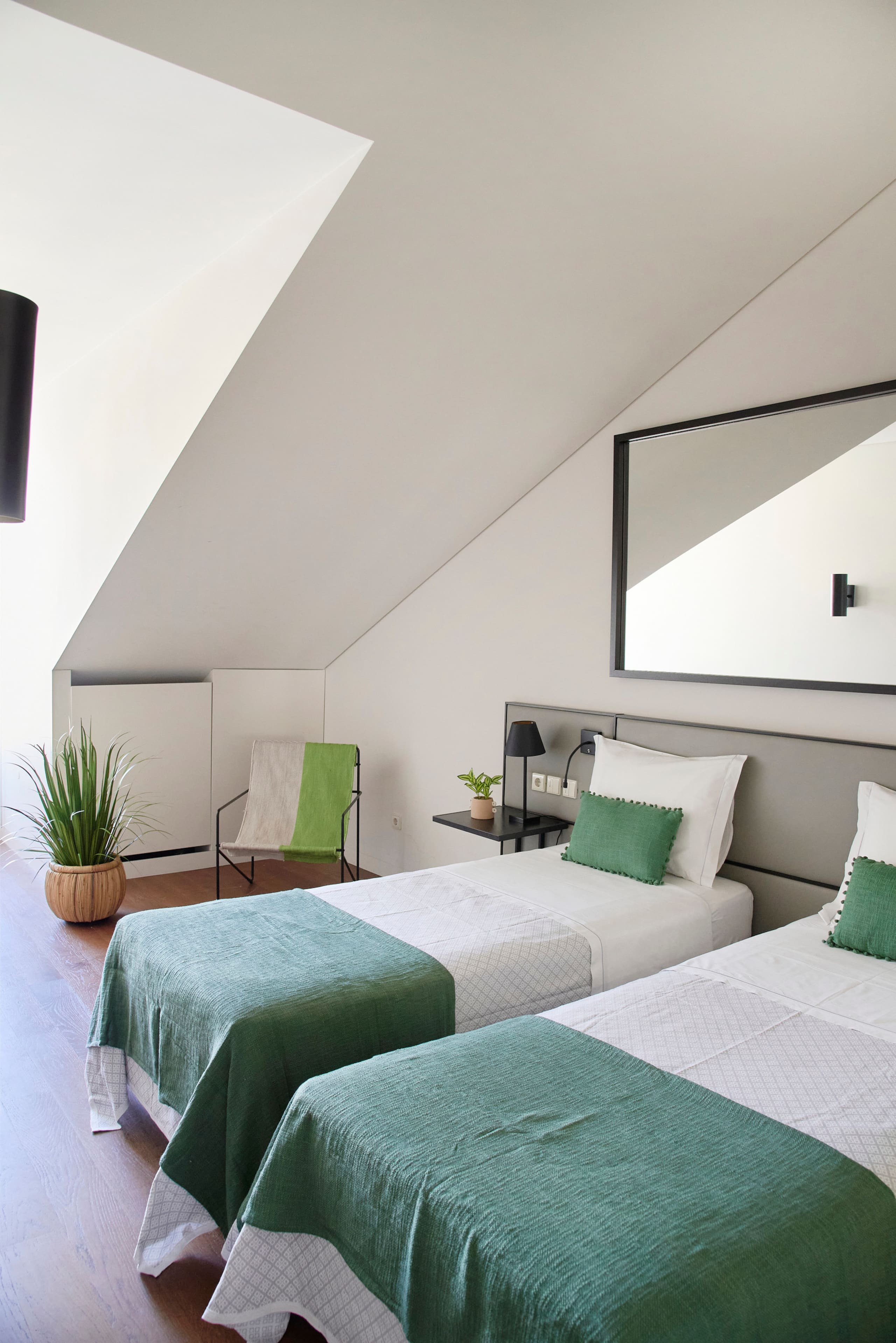 Timeout Market, 3 bedrooms, AC, Elevator 32