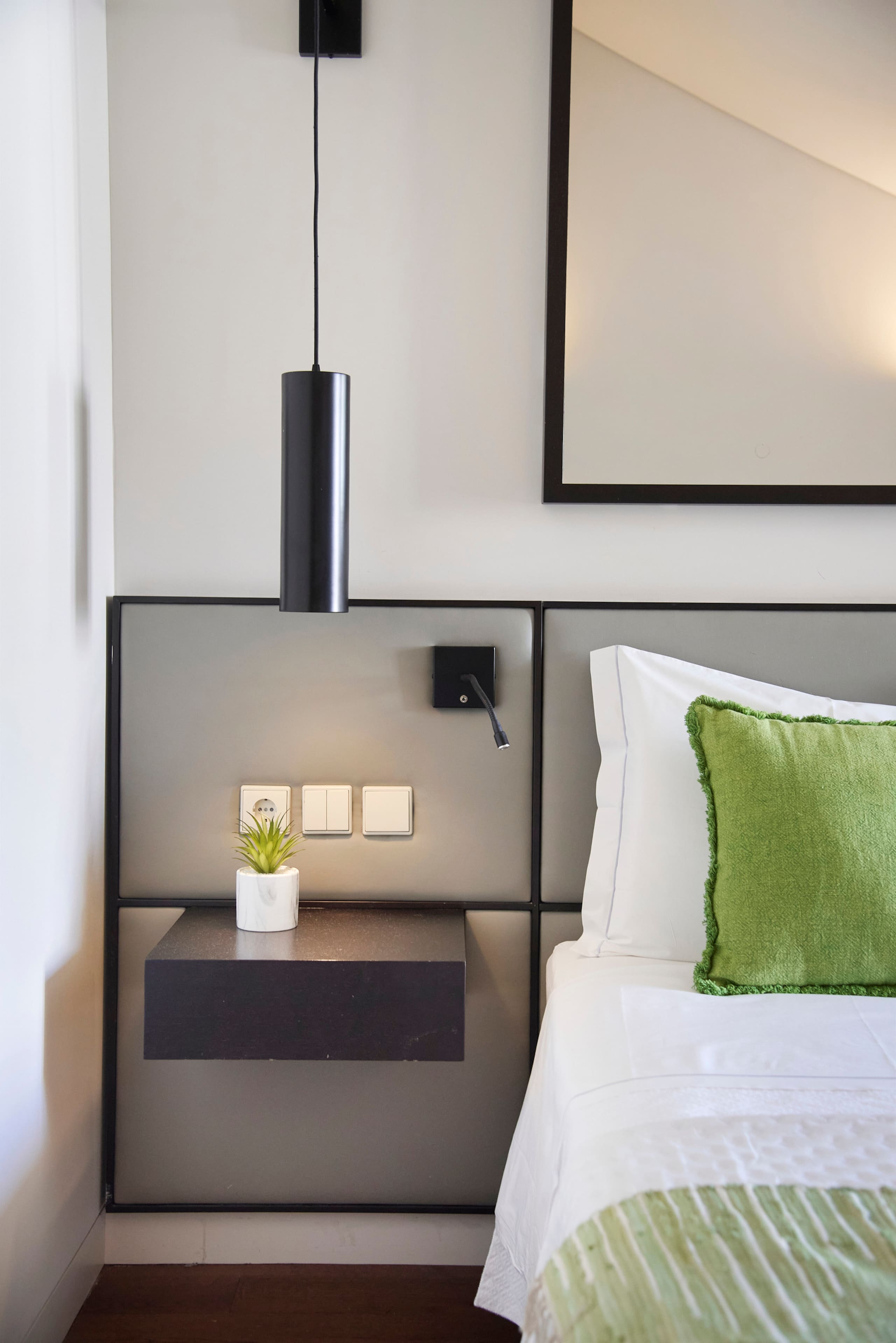 Timeout Market, 3 bedrooms, AC, Elevator 8