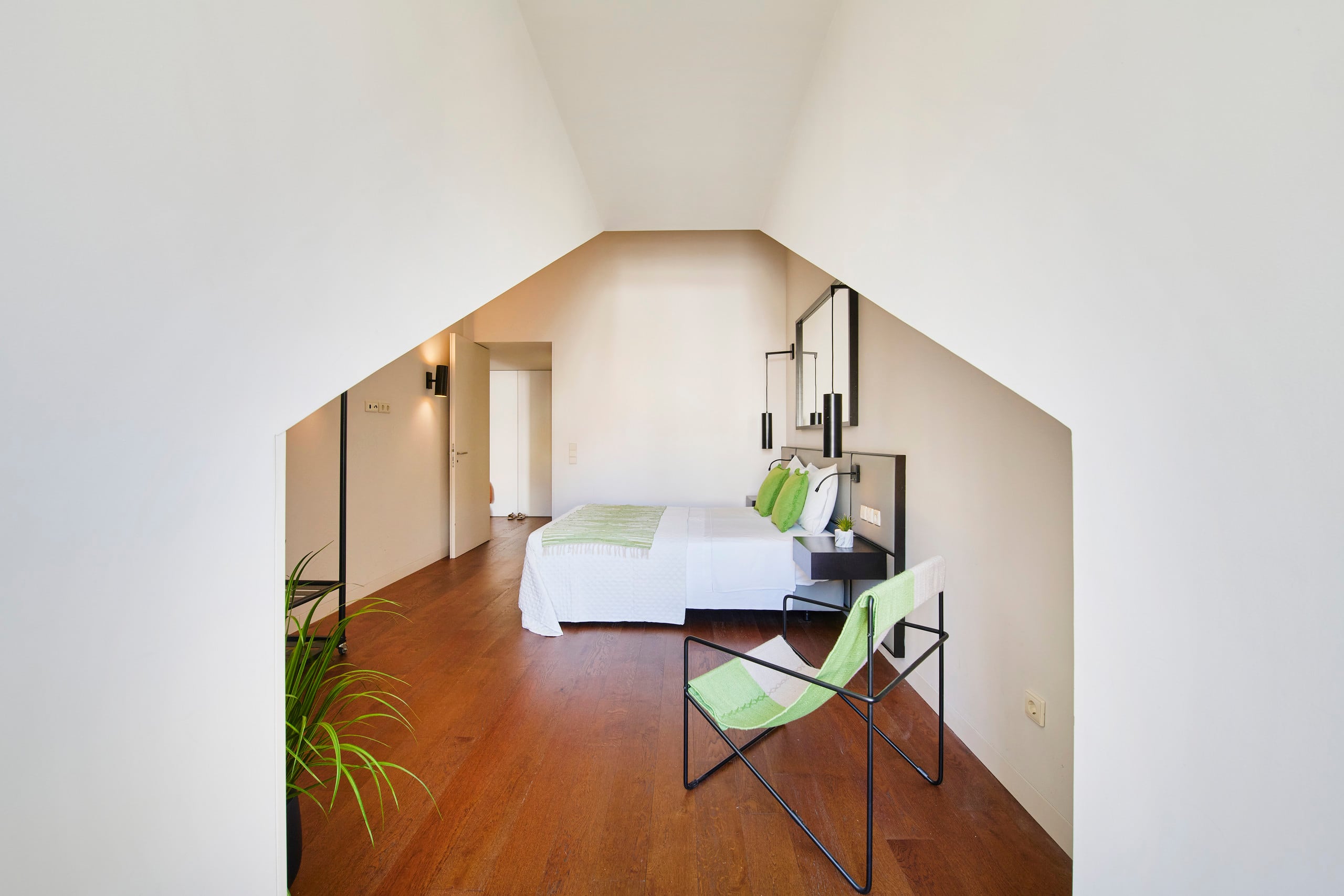 Timeout Market, 3 bedrooms, AC, Elevator 21