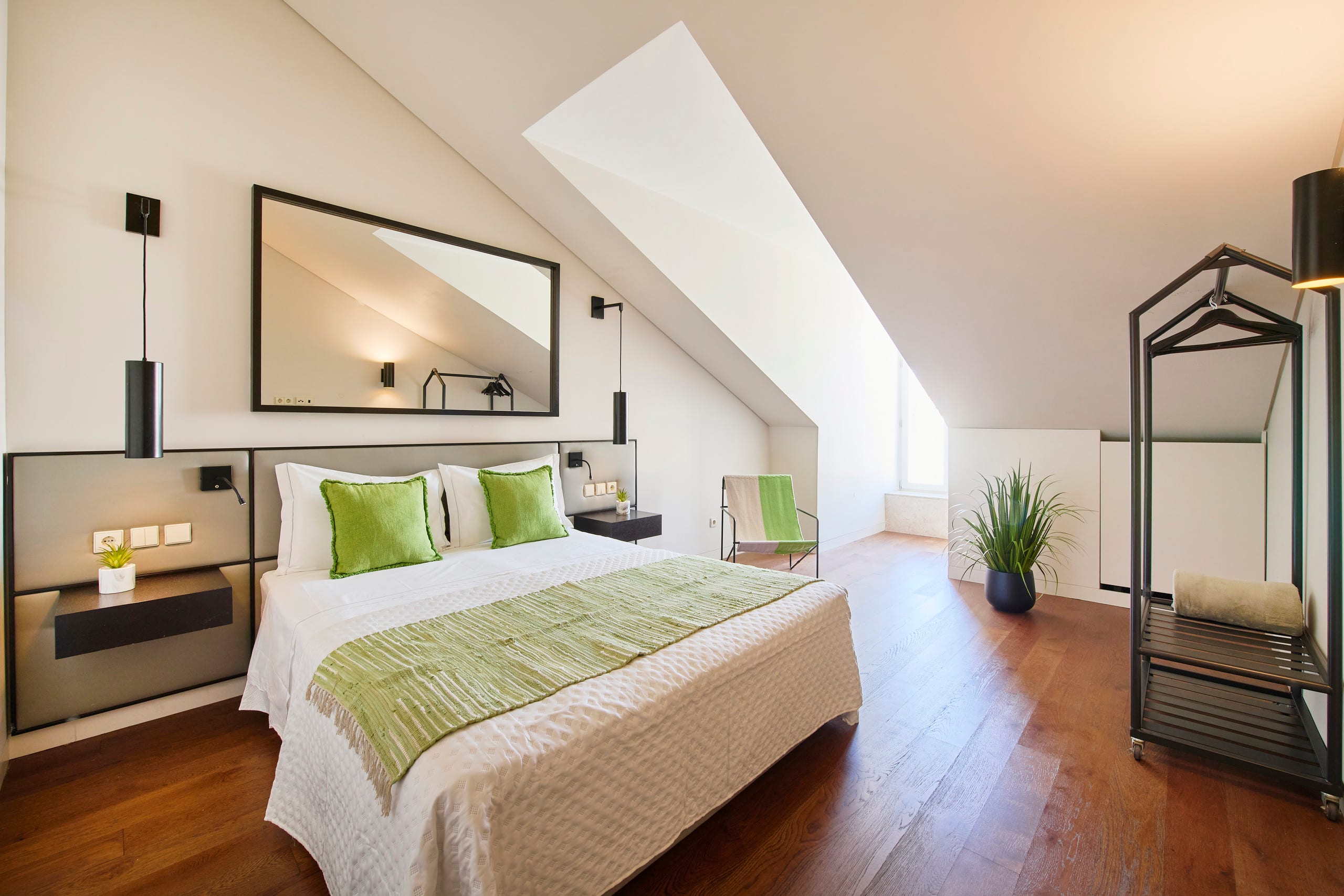 Timeout Market, 3 bedrooms, AC, Elevator 2