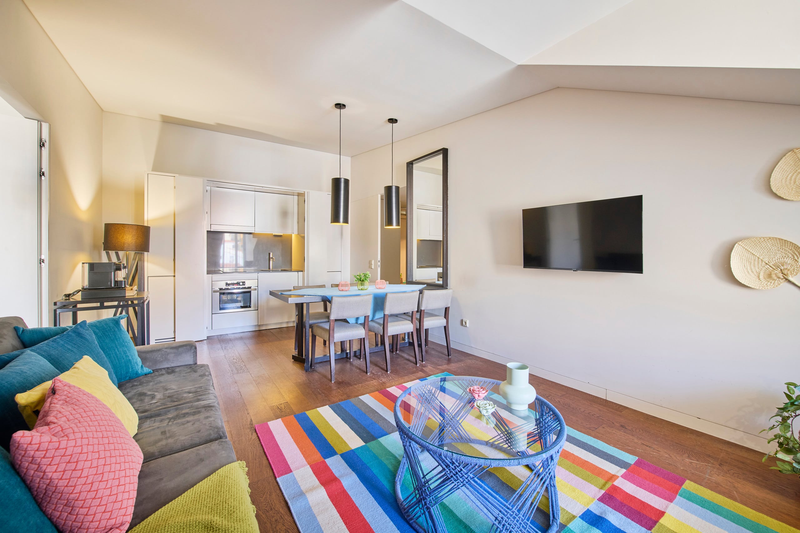 Timeout Market, 3 bedrooms, AC, Elevator 14