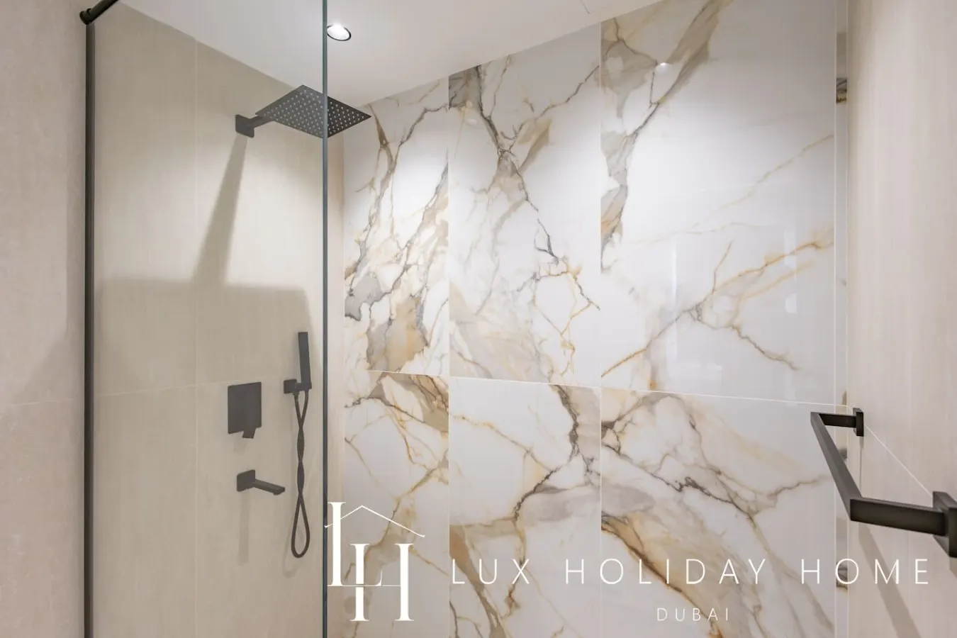 LUX The Silverene Marina View Suite 5 18
