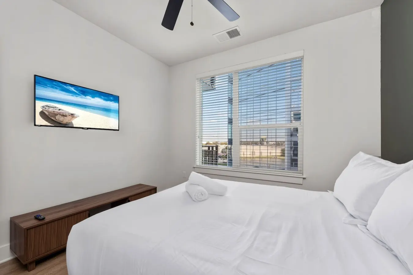 Charming 1-Bedroom Close to Raymond James! 11