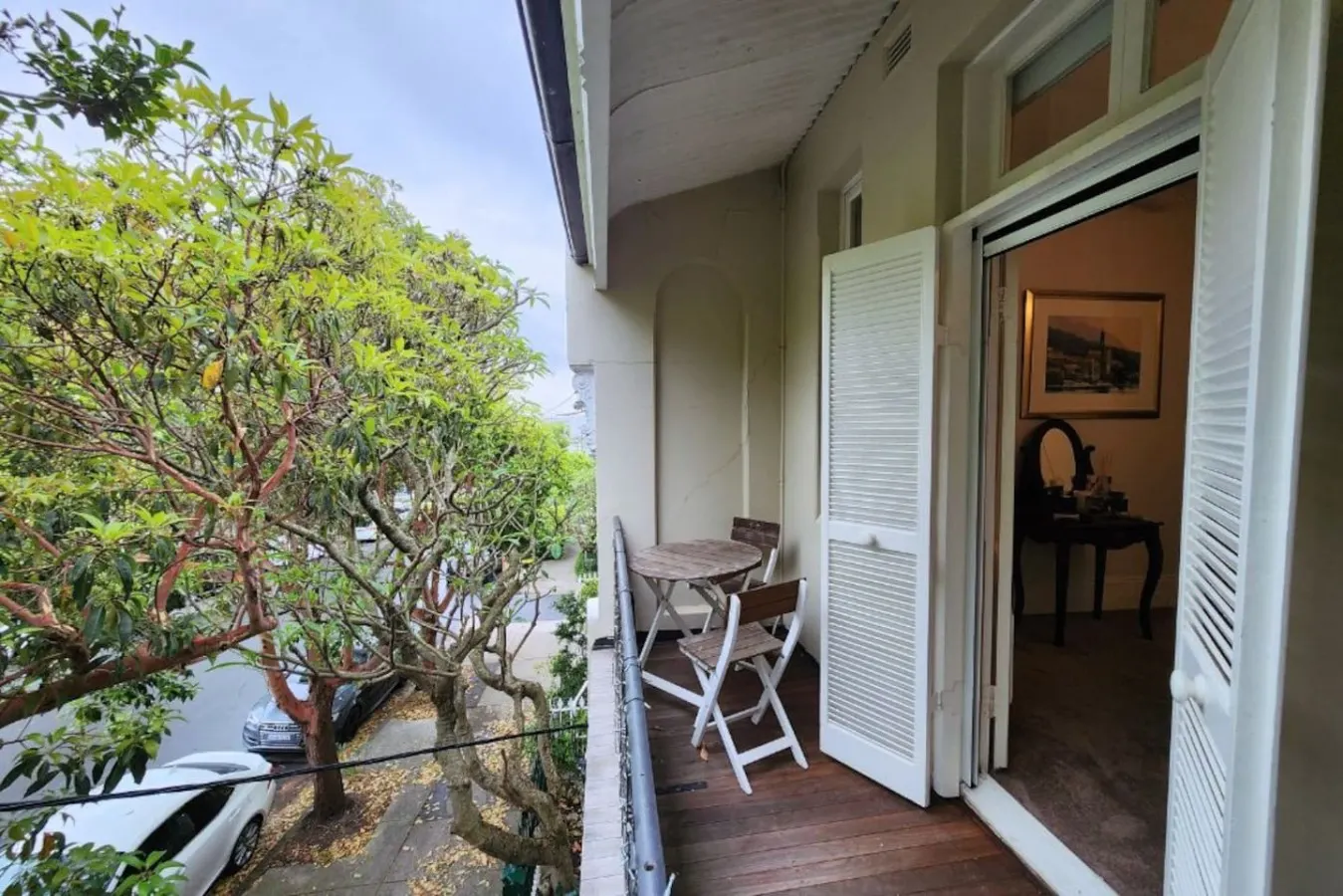 Charming 2-Bed Paddington House 9
