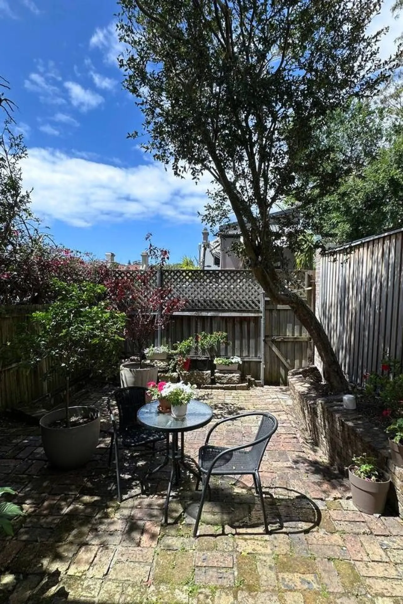 Charming 2-Bed Paddington House 18