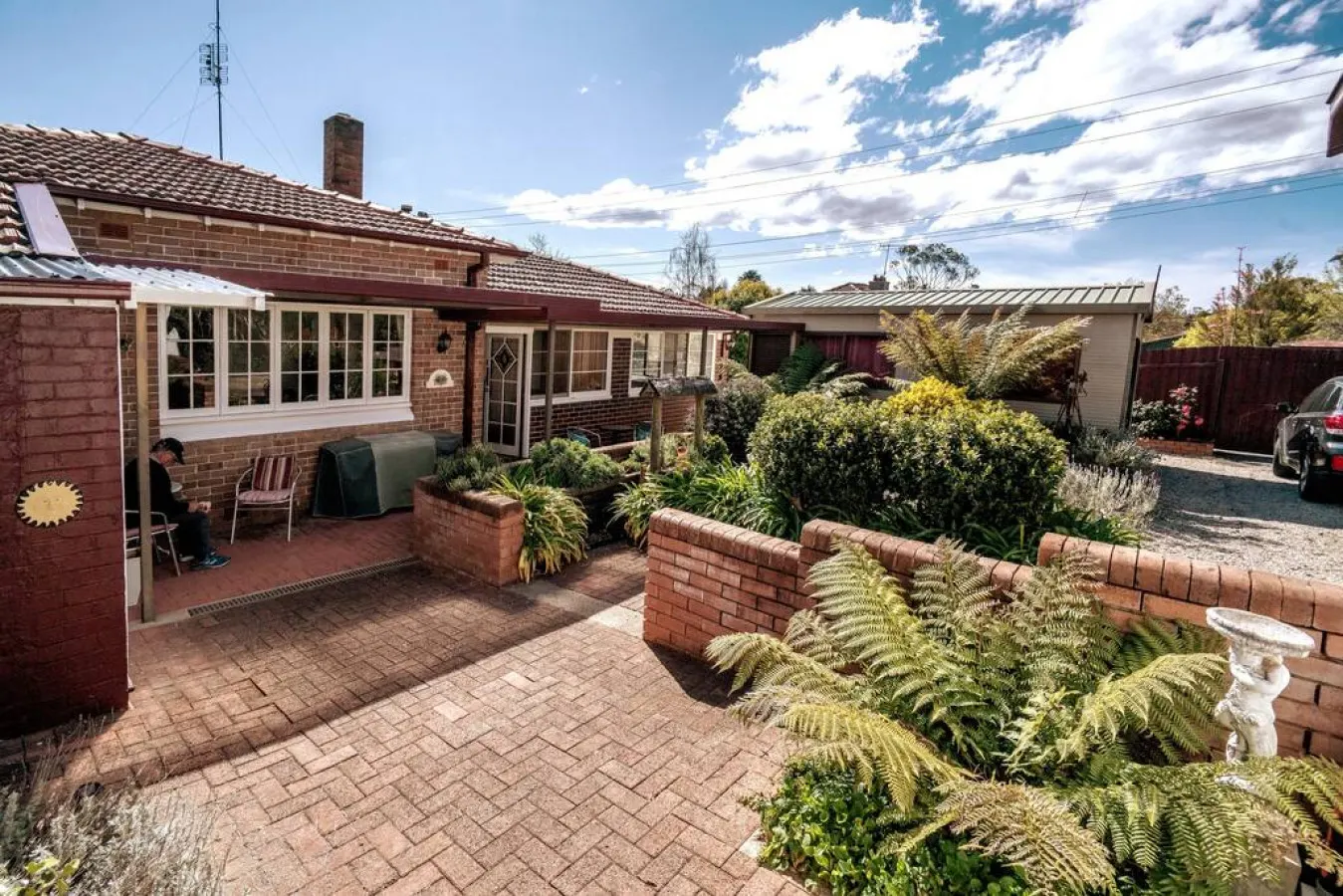 SilverMist - Art Deco, Central Heating, Fireplace, Pet friendly 16