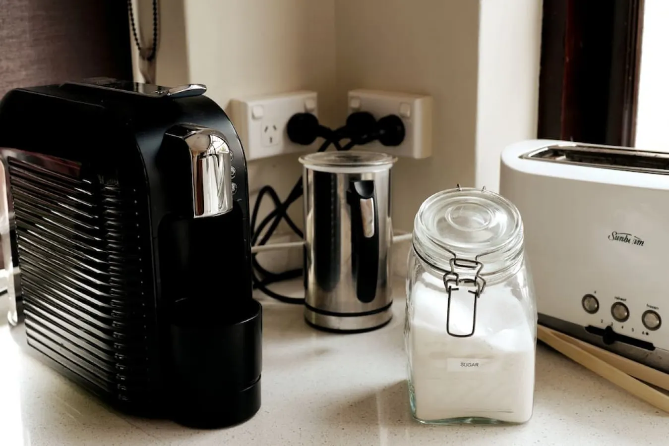 SilverMist - Art Deco, Central Heating, Fireplace, Pet friendly 19