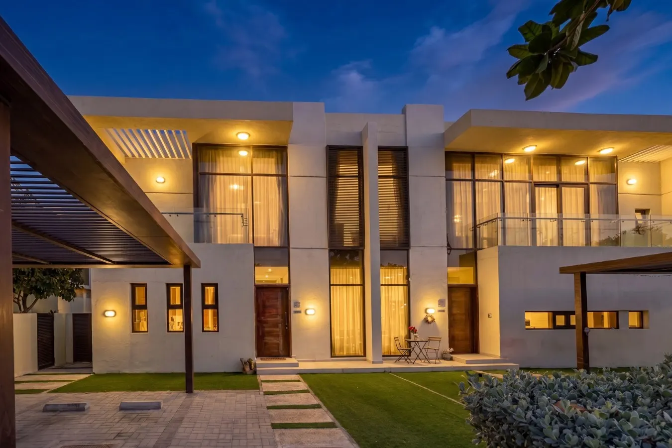 Gorgeous 3BR Semi-Detached Villa w/ Private Garden