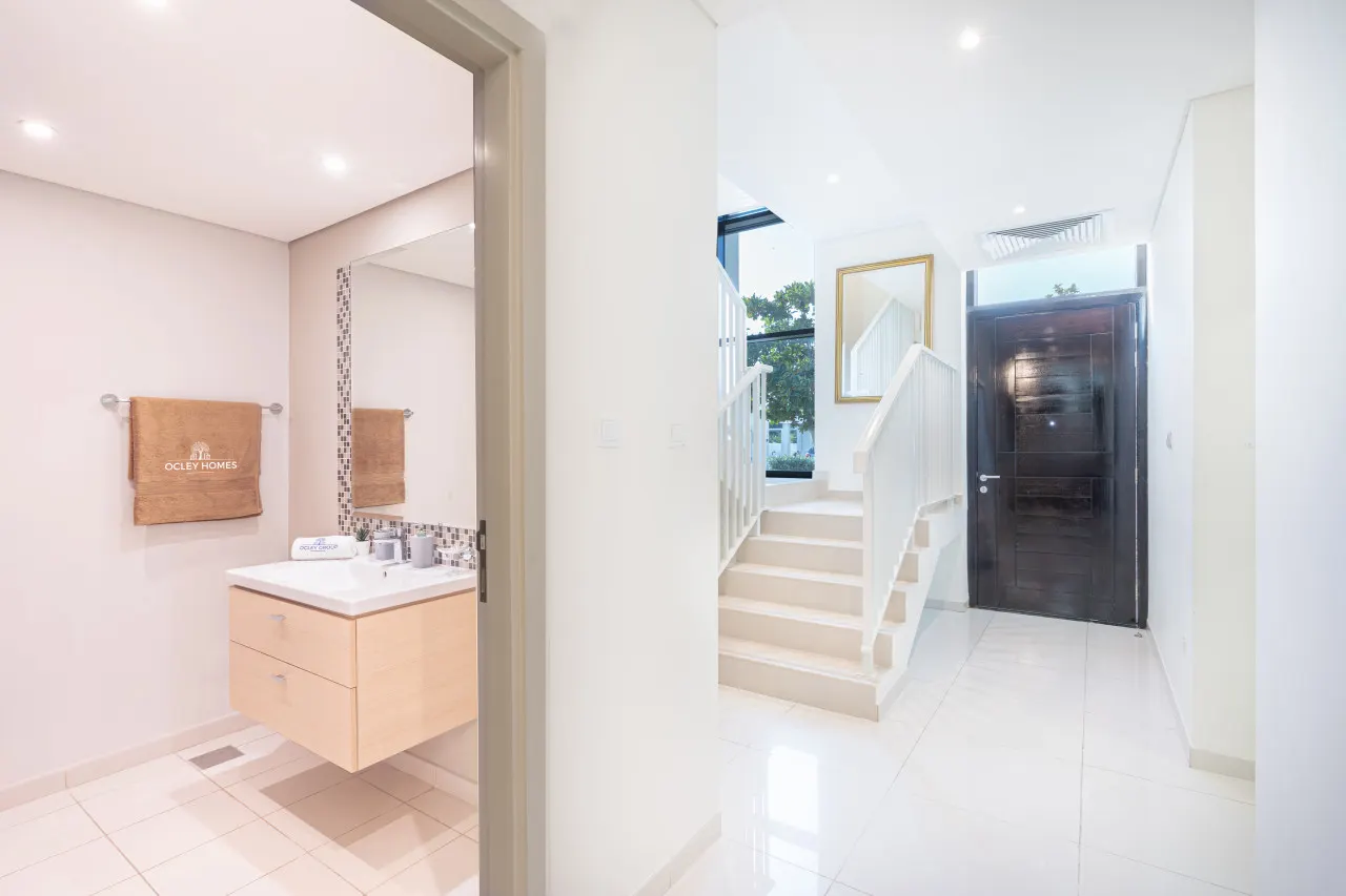 Gorgeous 3BR Semi-Detached Villa w/ Private Garden 15