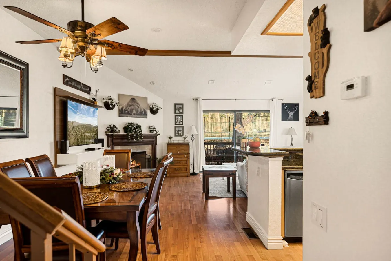 Cozy 3BR Knotty Pine, Near Lake & Trails w Deck — photo 2