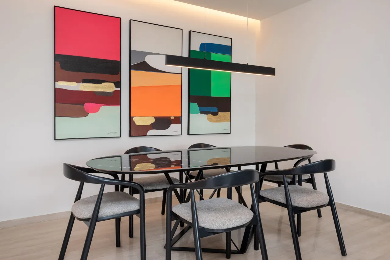 Elegant & Central 3BR in Glyfada 12
