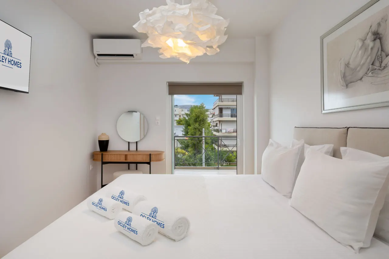 Elegant & Central 3BR in Glyfada 18