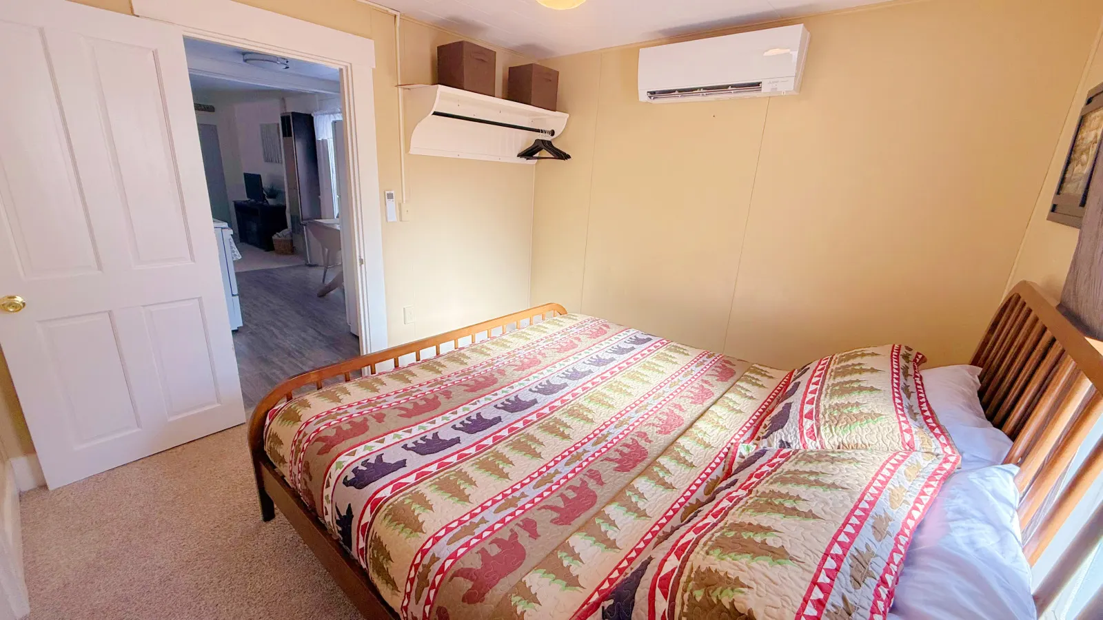 West Cove Upper Right Apartment — photo 3
