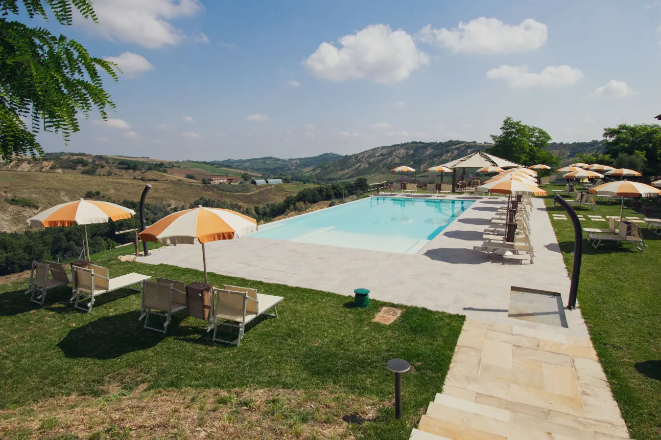 Agriturismo Camponovo - Camera Matrimoniale (Spungone) — photo 2