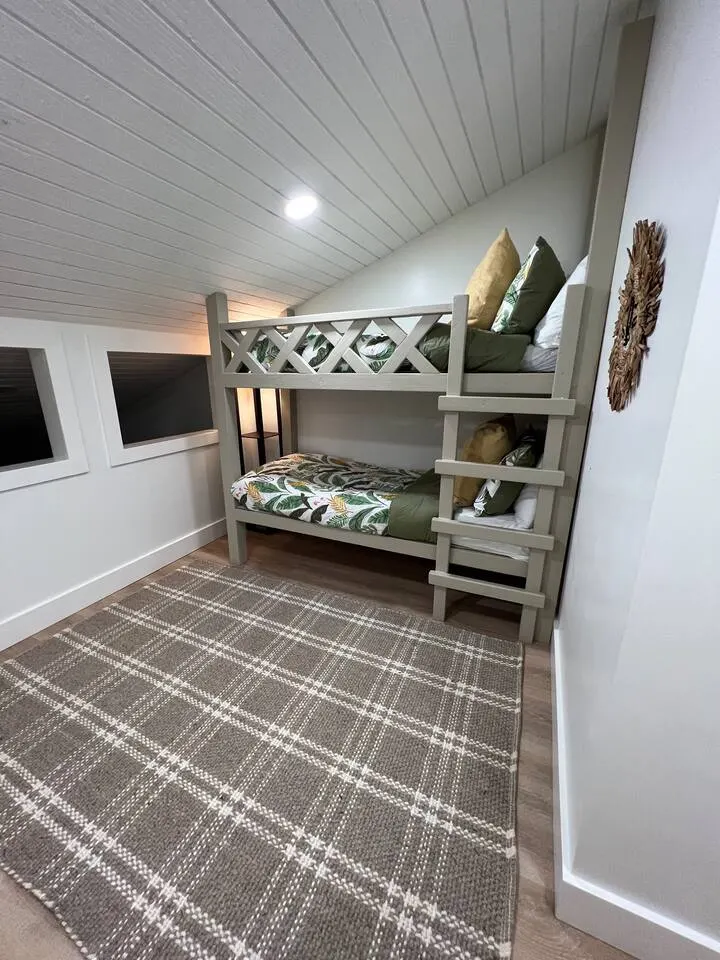 Walk to beach, pool, tennis, golf, restaurants, AC -Turtle Bay Hideaway 7