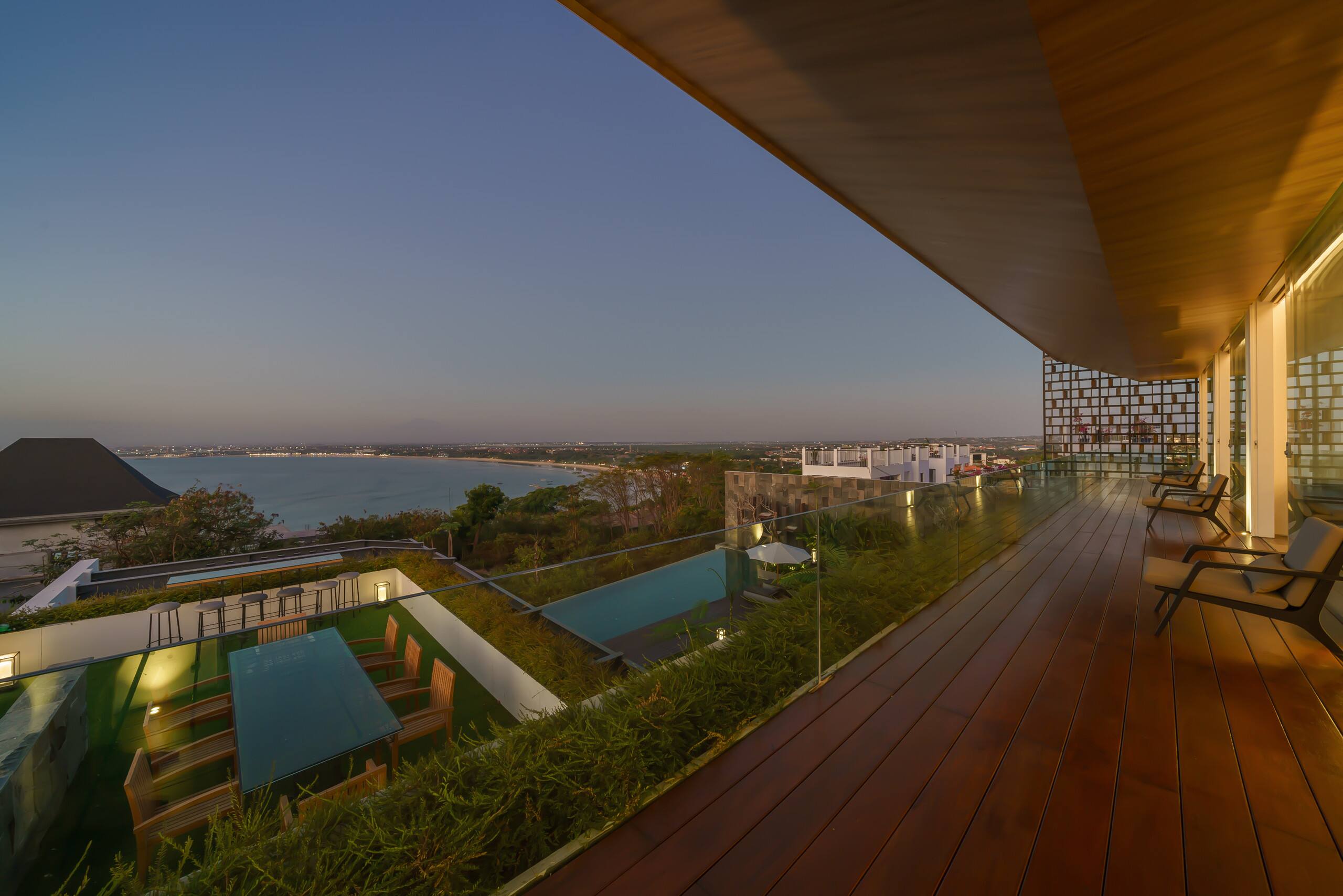 Beyond The Sea: Luxe Sea View Villa in Jimbaran — photo 5