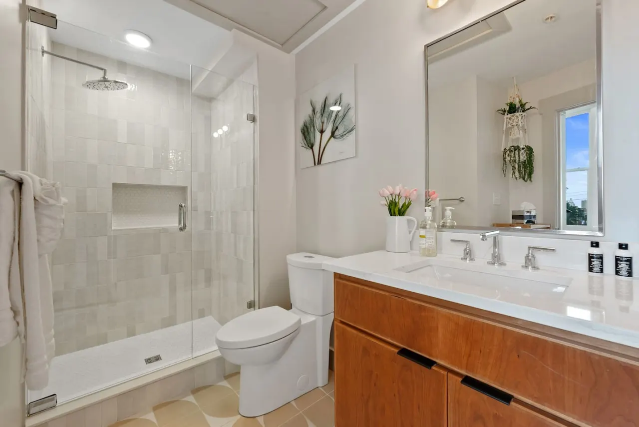 Lux 1BR |Views & Design | Located near ALL — foto 3