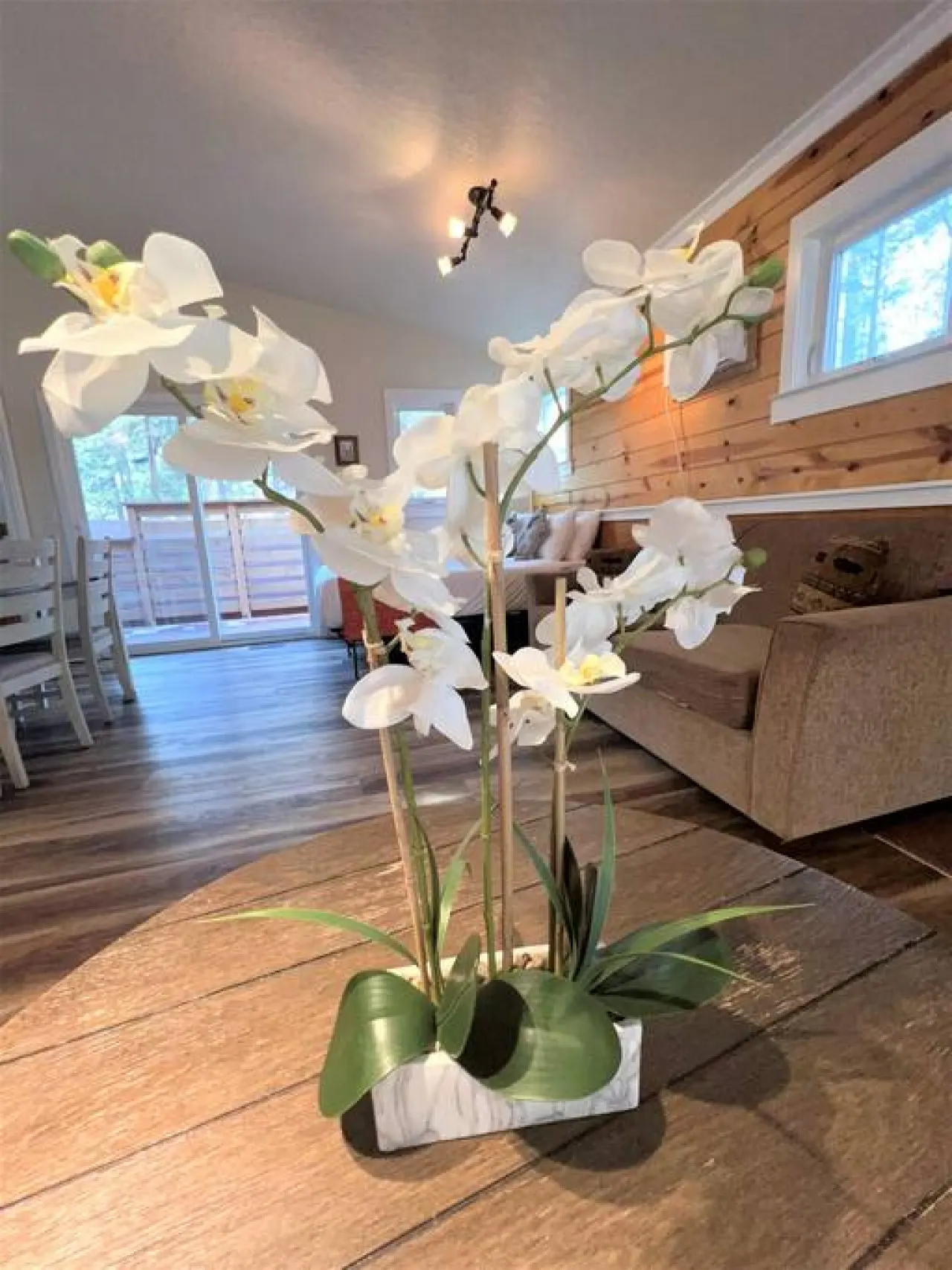 Charming Timber Haven Lodge (8 guest) Cabin #9 12