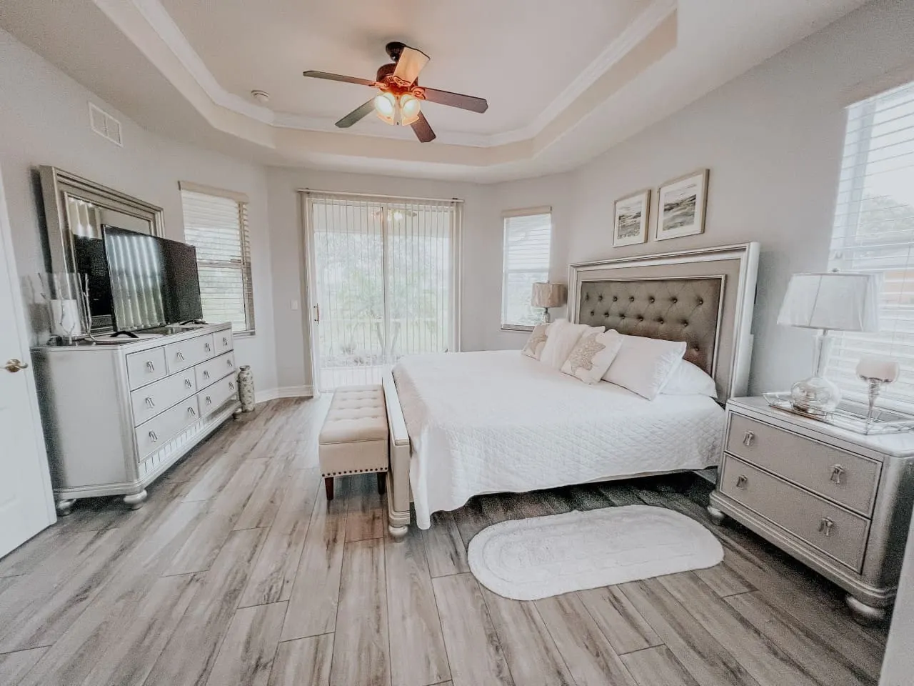 Grand Retreat near Englewood Beach 13