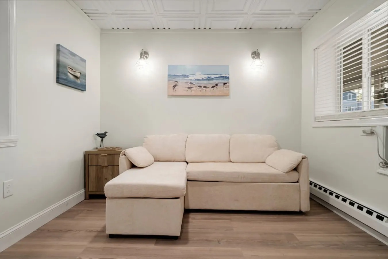 Romantic Jacuzzi Suite | The Beachside Co. #8 — photo 4