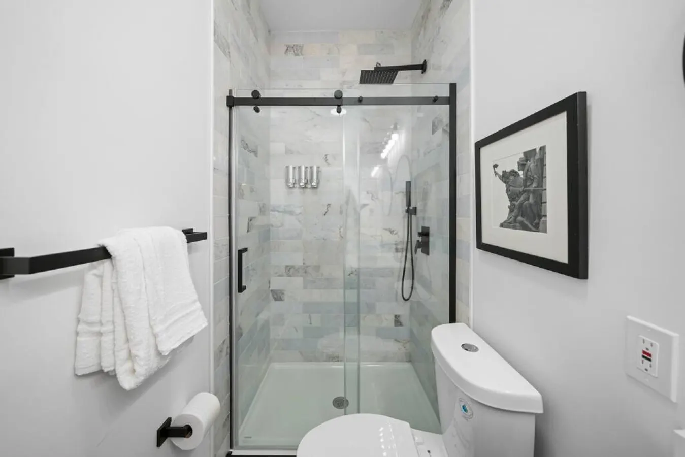Spacious and Modern 3BR near Downtown/Walnut Hills 20