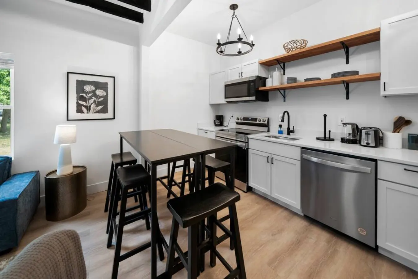 Spacious and Modern 3BR near Downtown/Walnut Hills 8