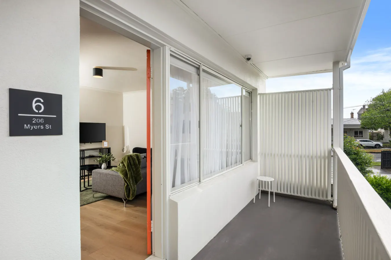 Short&Long term stays across from Geelong Hospital — photo 3