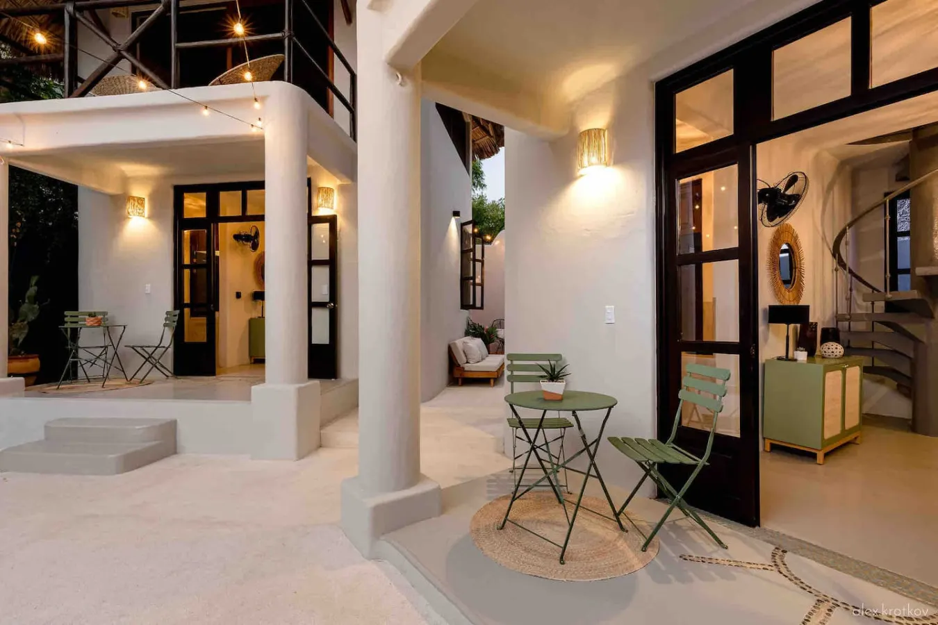 Casa Nopal - Private Pool, Chic, Steps from Beach 6