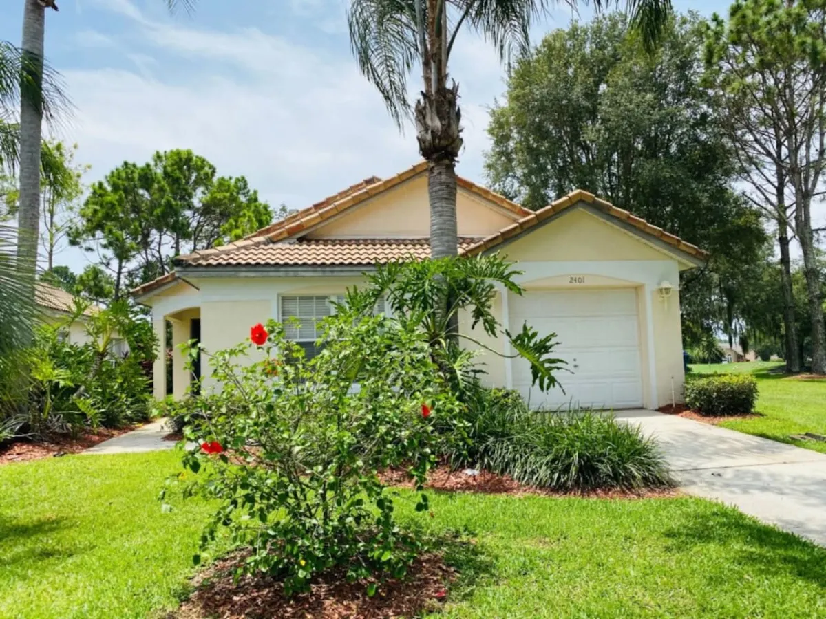 3BR Golf View Villa with Private Pool in Southern Dunes 2