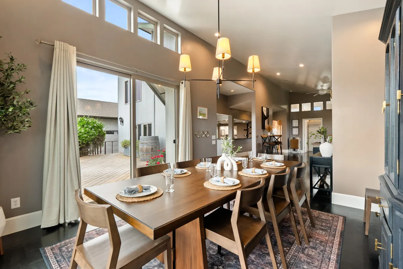 The Vineyard House 12