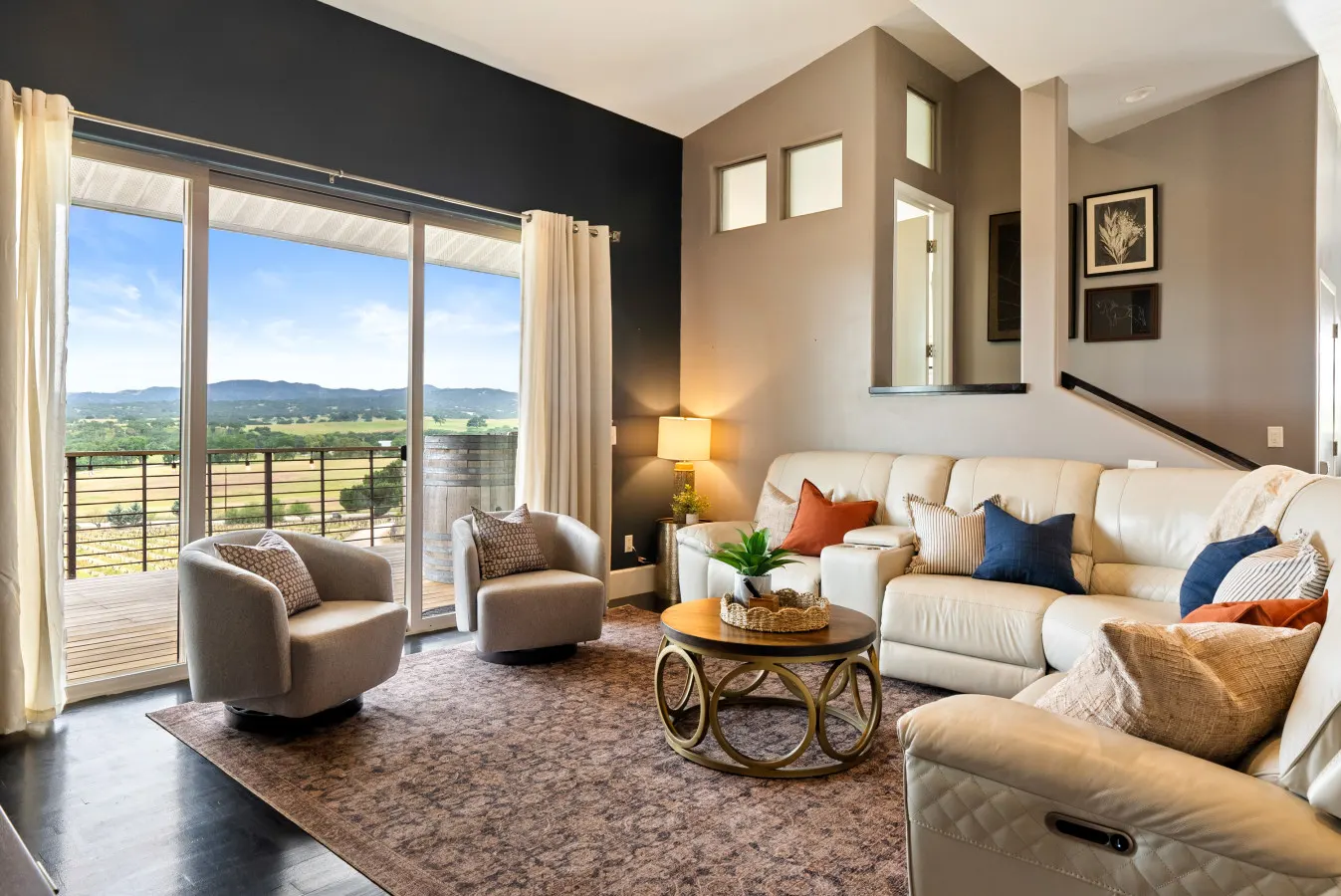 The Vineyard House 6