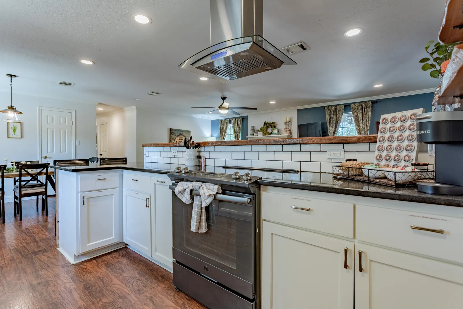 Waco Woodland Retreat, Sleeps 14! Waco/Baylor 20