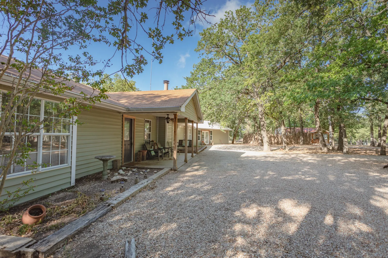 Waco Woodland Retreat, Sleeps 14! Waco/Baylor 7
