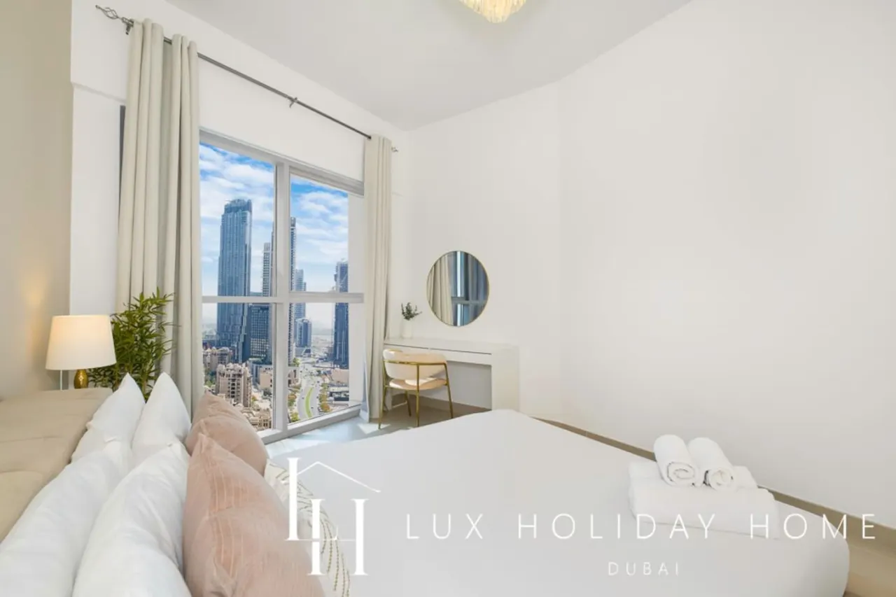 LUX The Executive Burj Khalifa View Suite 18
