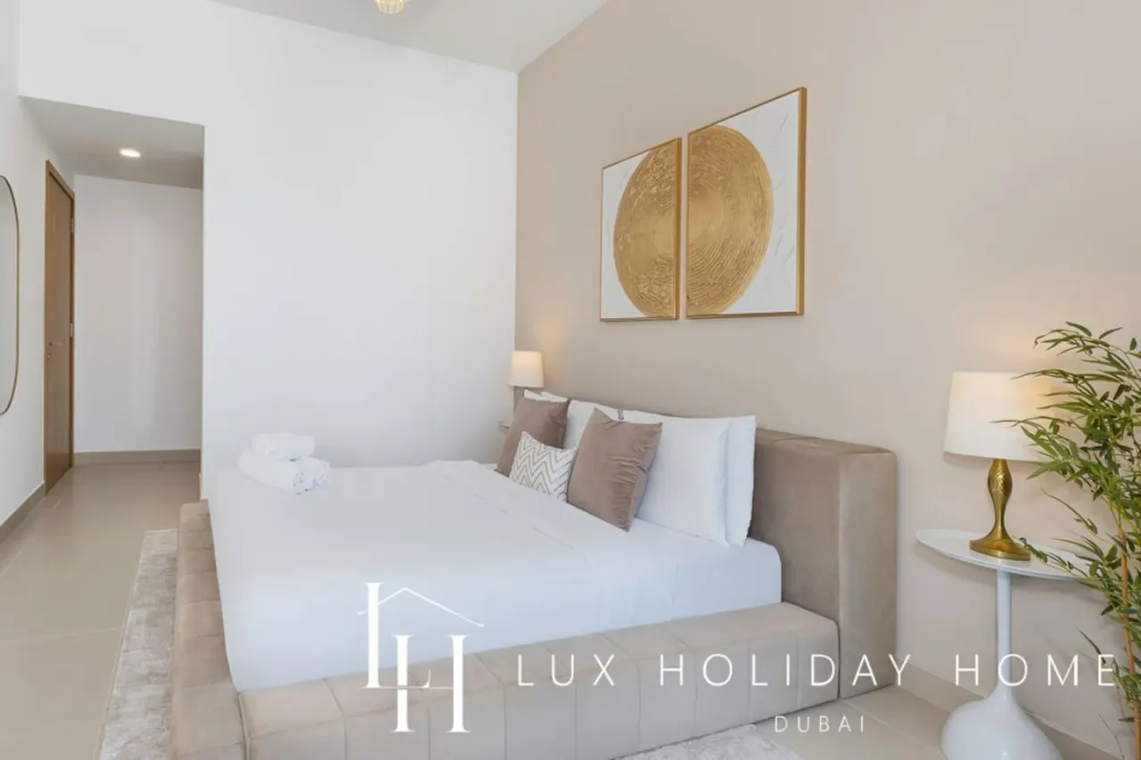 LUX The Executive Burj Khalifa View Suite 19