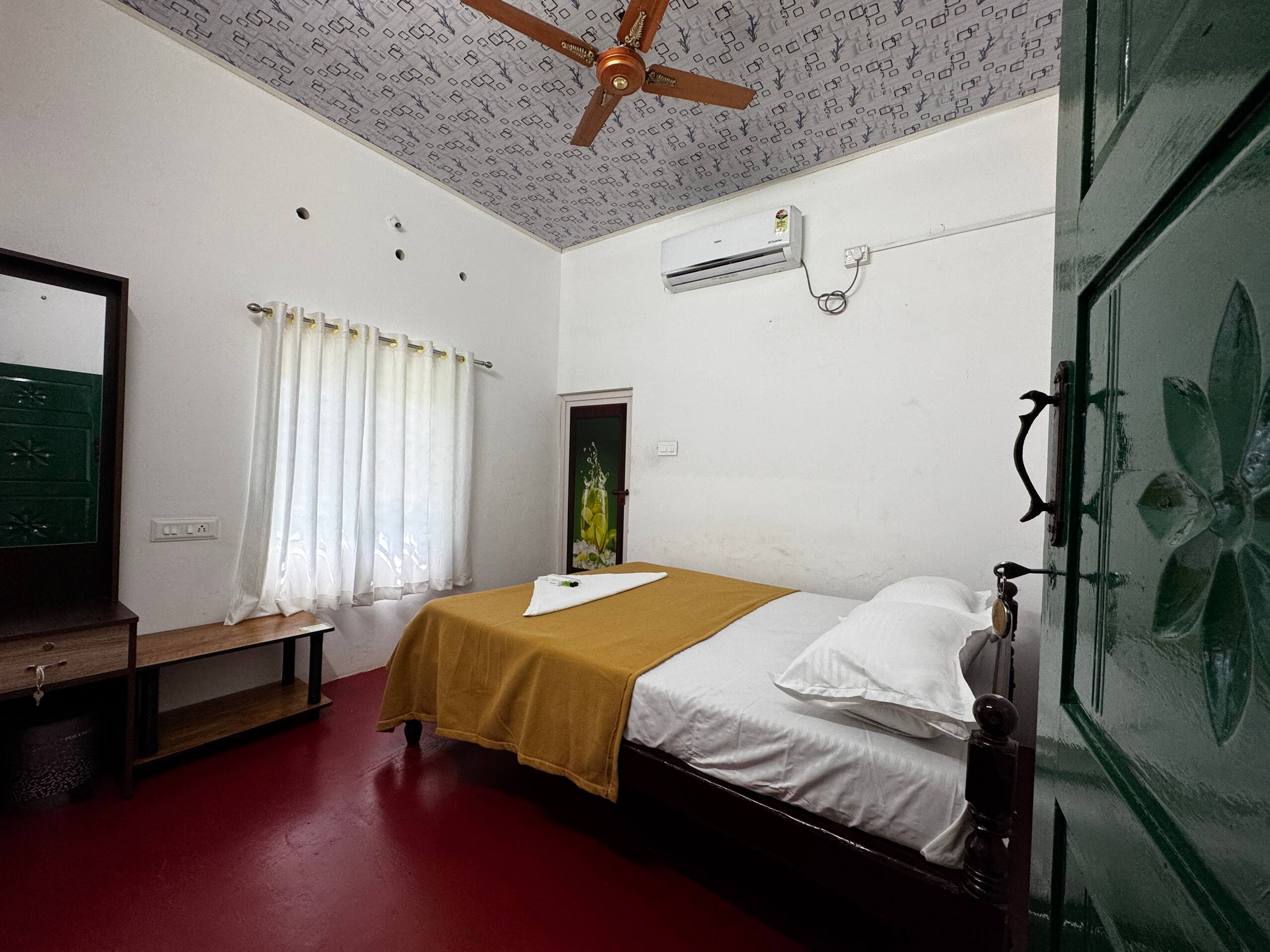 Beachfront Bliss Hut Stay @ Marari Workation Ready 9